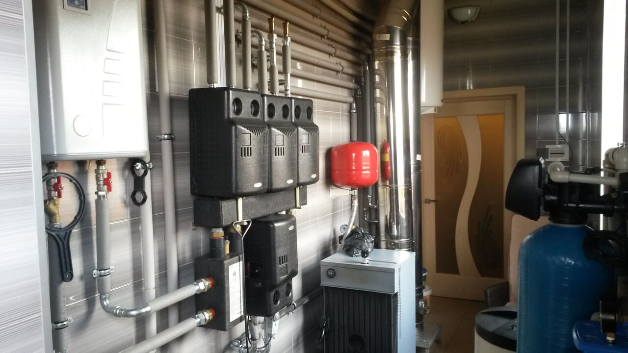 Установка отопления дома